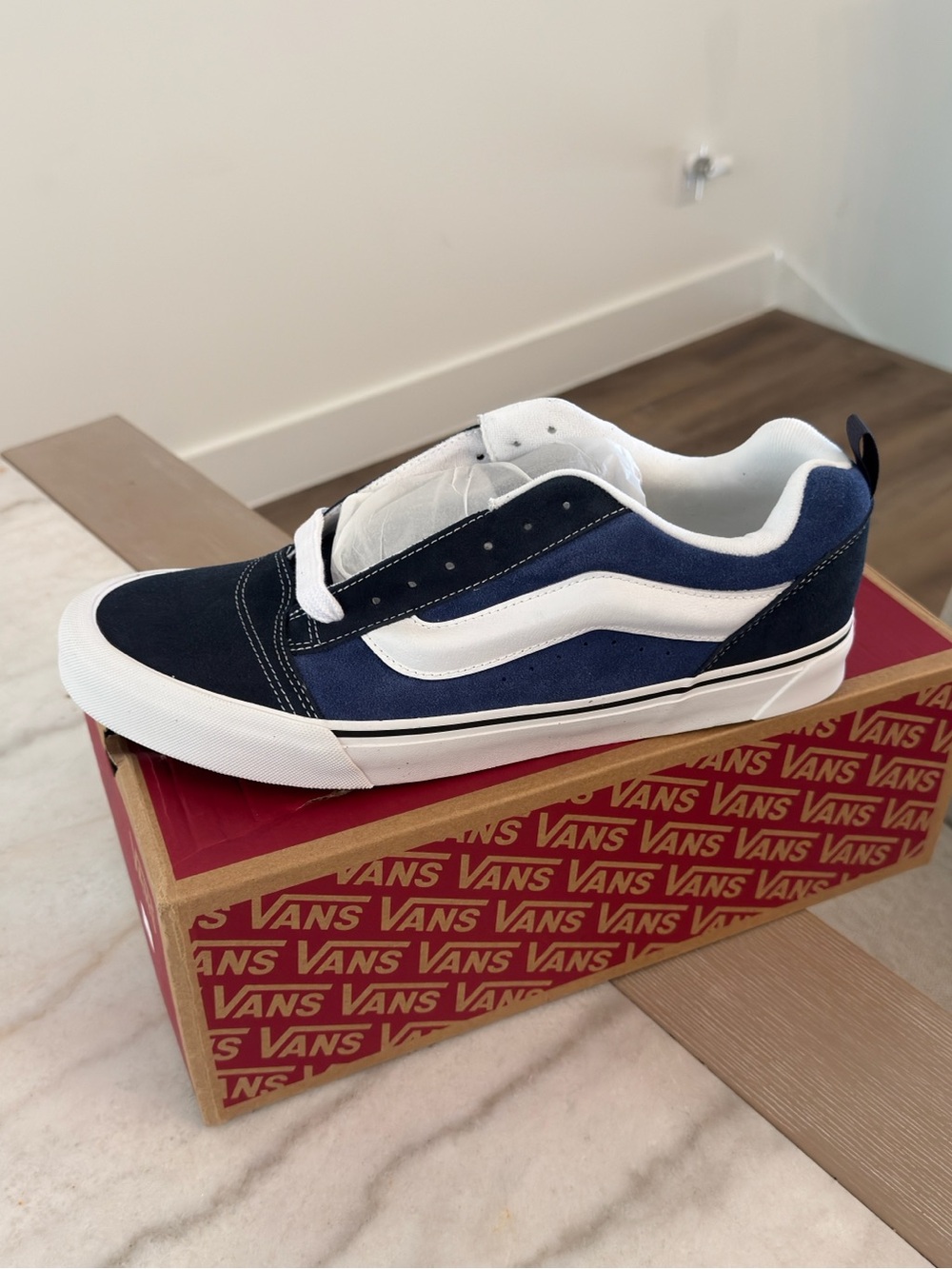 Brand New Vans Knu Skool Navy Size 13 Men